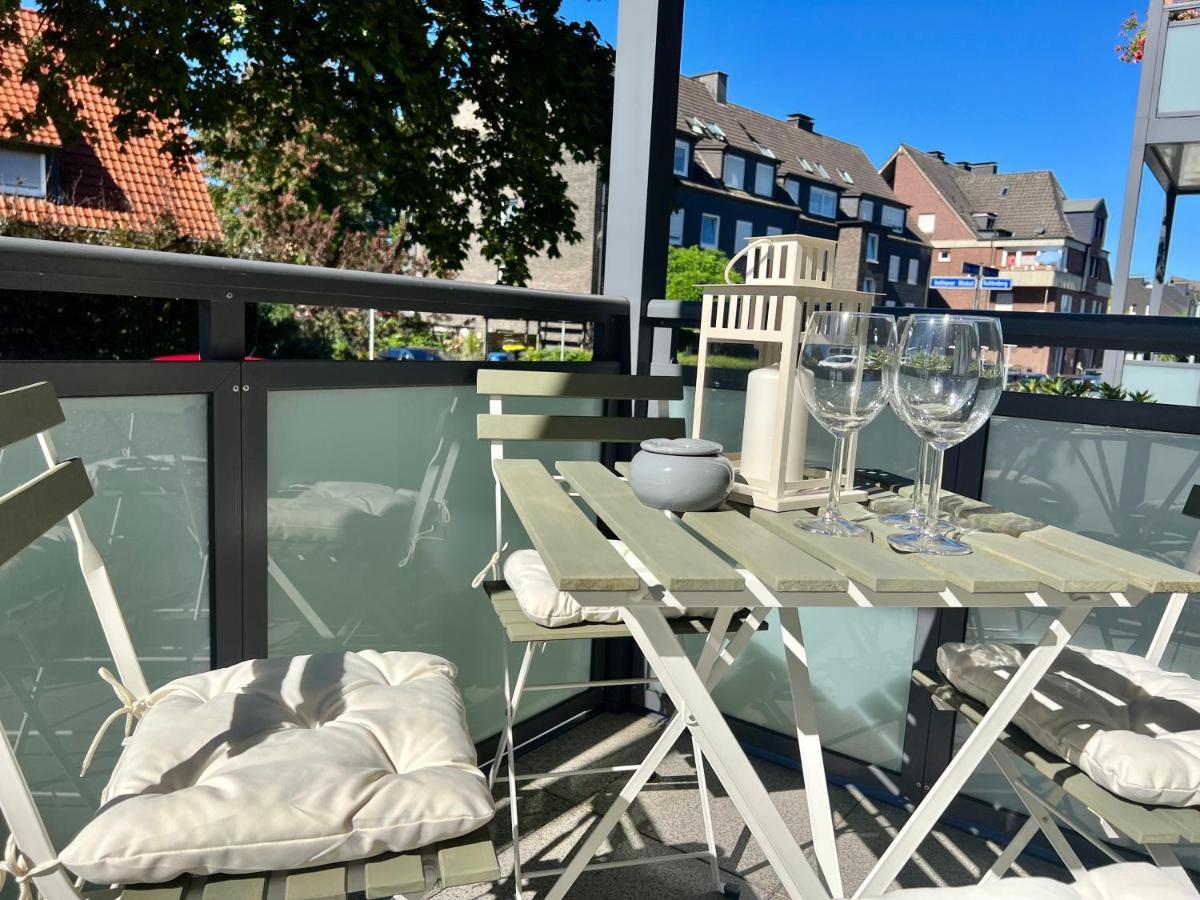 Design Apartment Mit Balkon - Kueche - Netflix Essen Eksteriør bilde